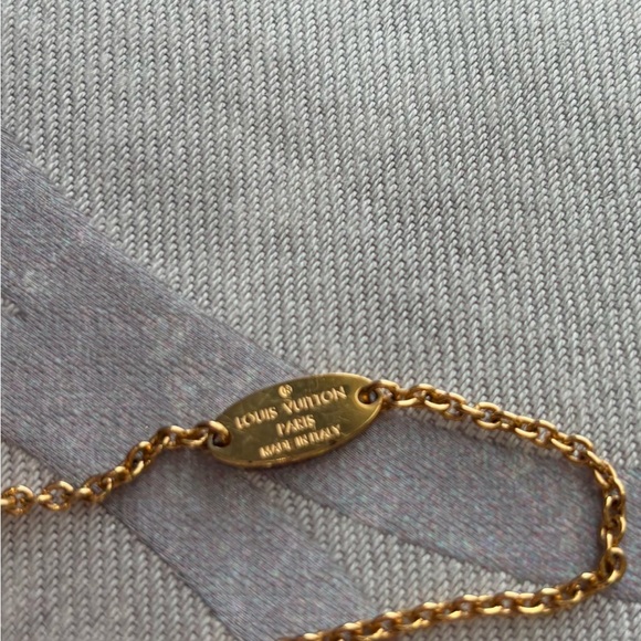 LOUIS VUITTON NECKLACE AUTHENTIC EXCELLENT CONDITION. - Picture 4 of 8